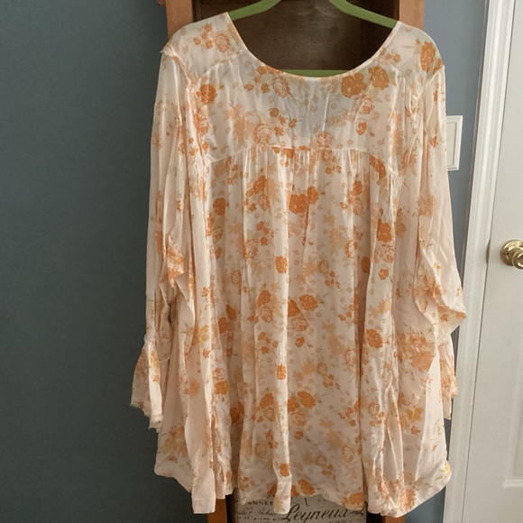 Free People Floral Ruffle Women's Top - Picture 3 of 7